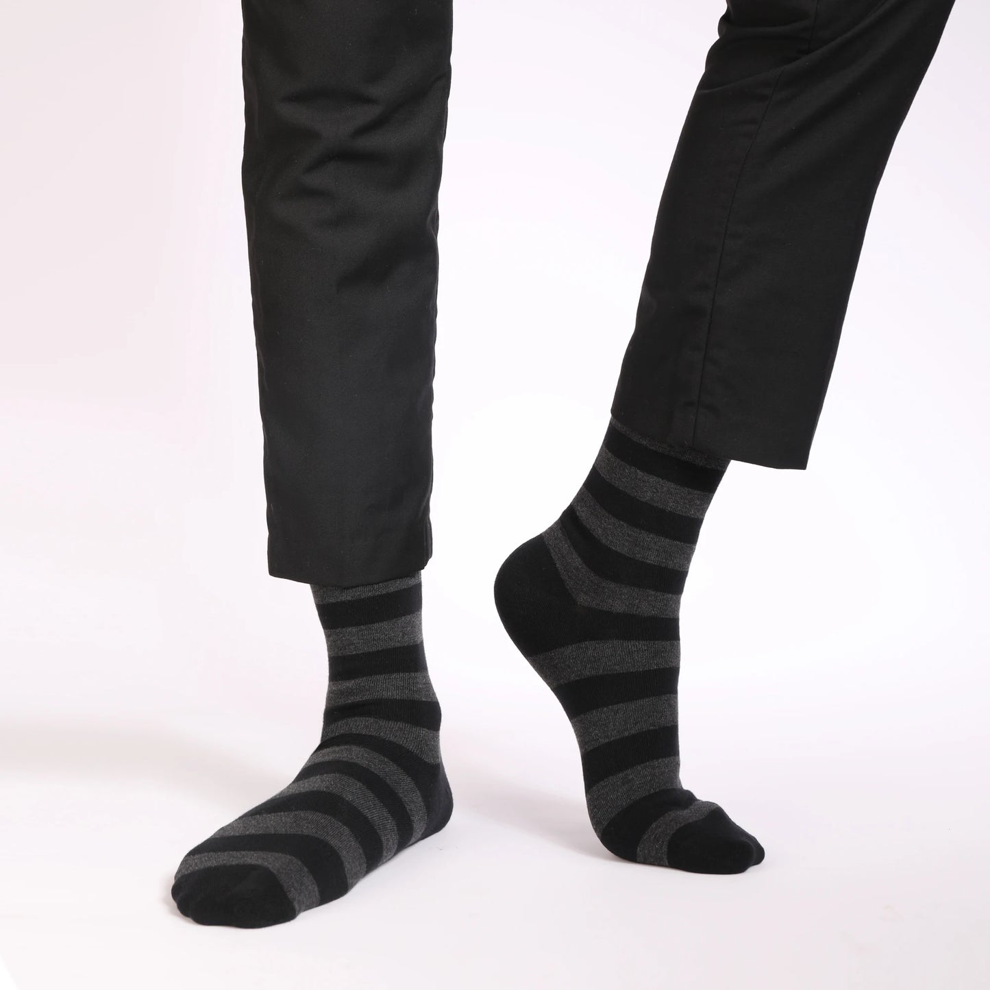 5 Pairs Mens Argyle Dress Socks Plus Size,High Quality Combed Cotton Crew Socks,Black Cool Breathable Casual Socks for men FairBrands